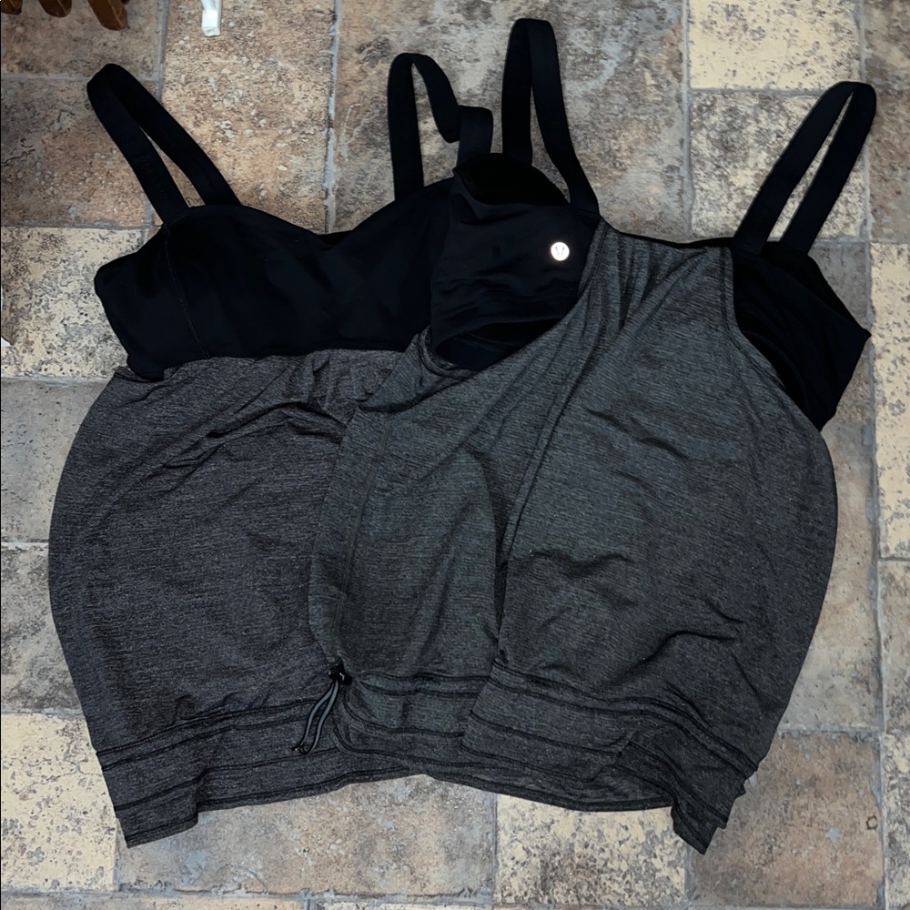 Lululemon 12 “Run on track” tank top lot black gray